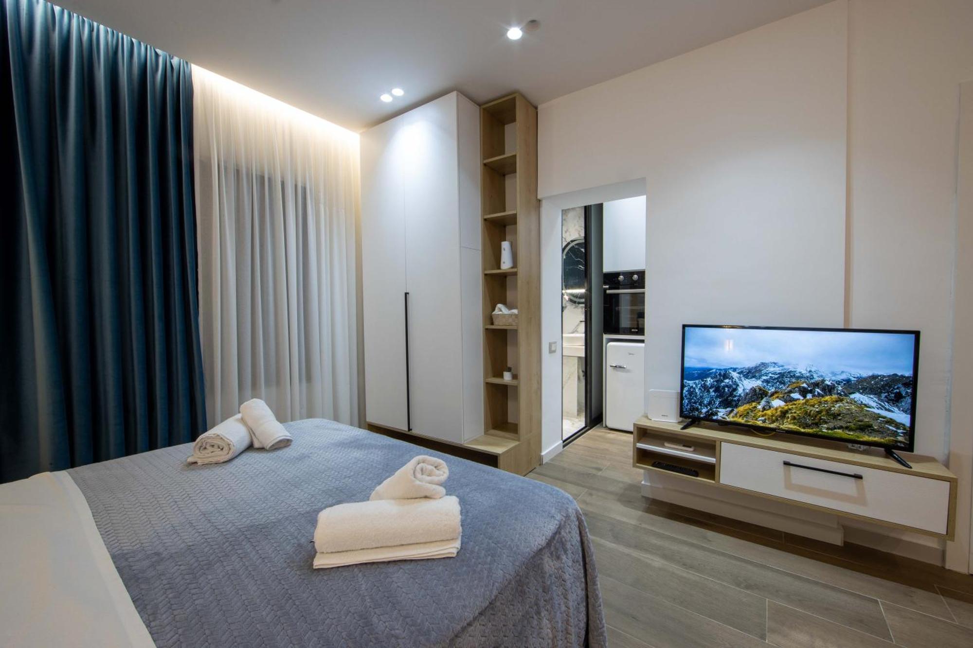 Niki'S Apartments Тирана Екстер'єр фото