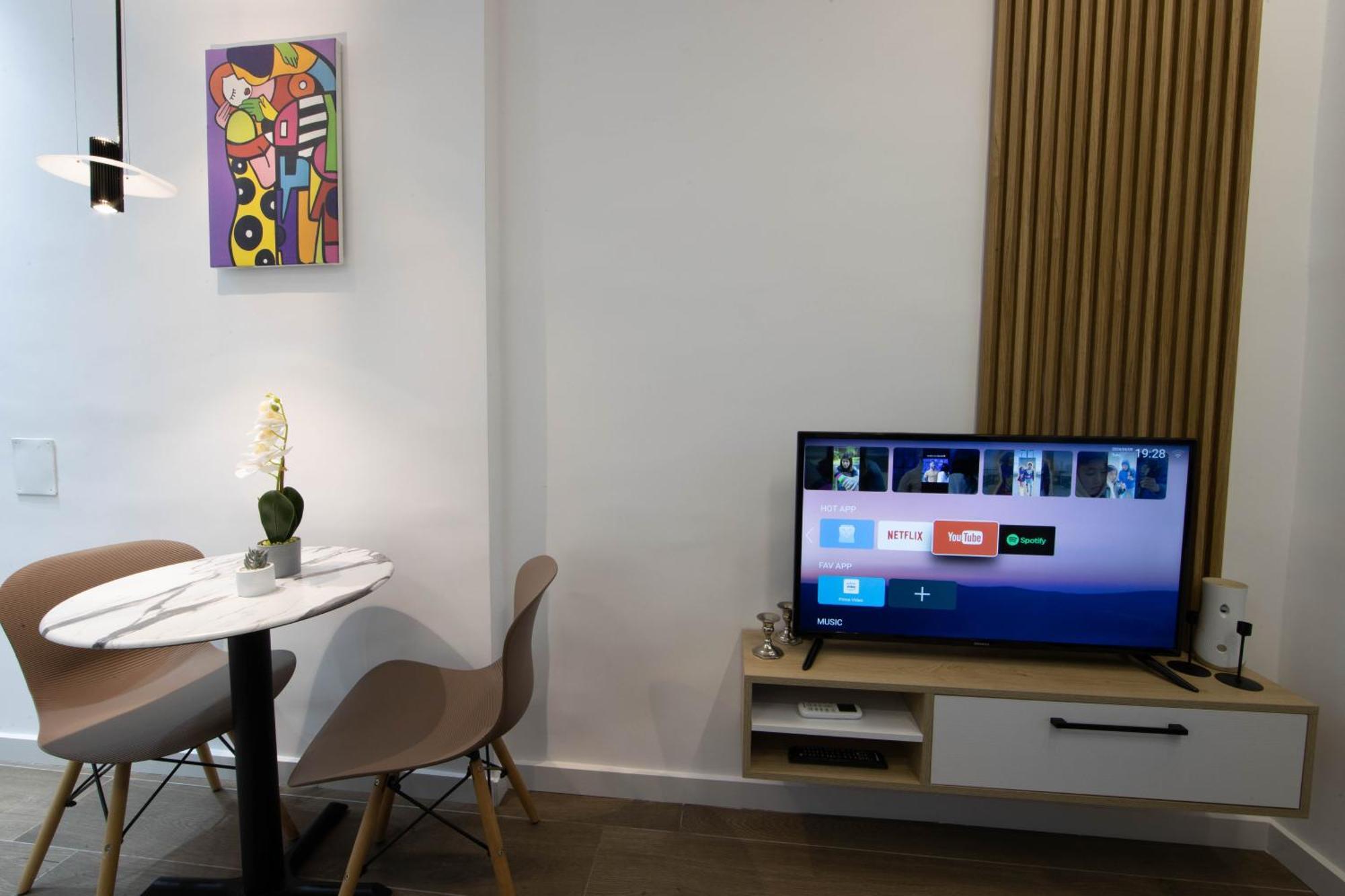 Niki'S Apartments Тирана Екстер'єр фото